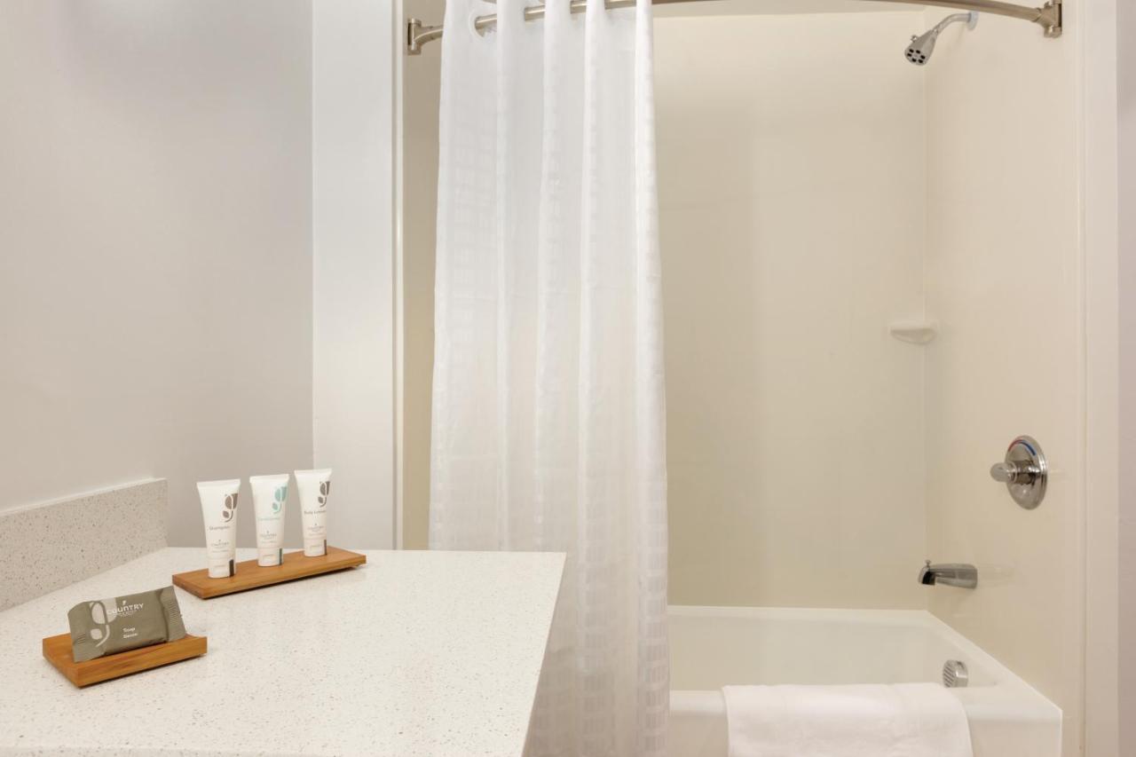 Country Inn & Suites By Radisson, Dfw Airport South, Tx Ървинг Екстериор снимка