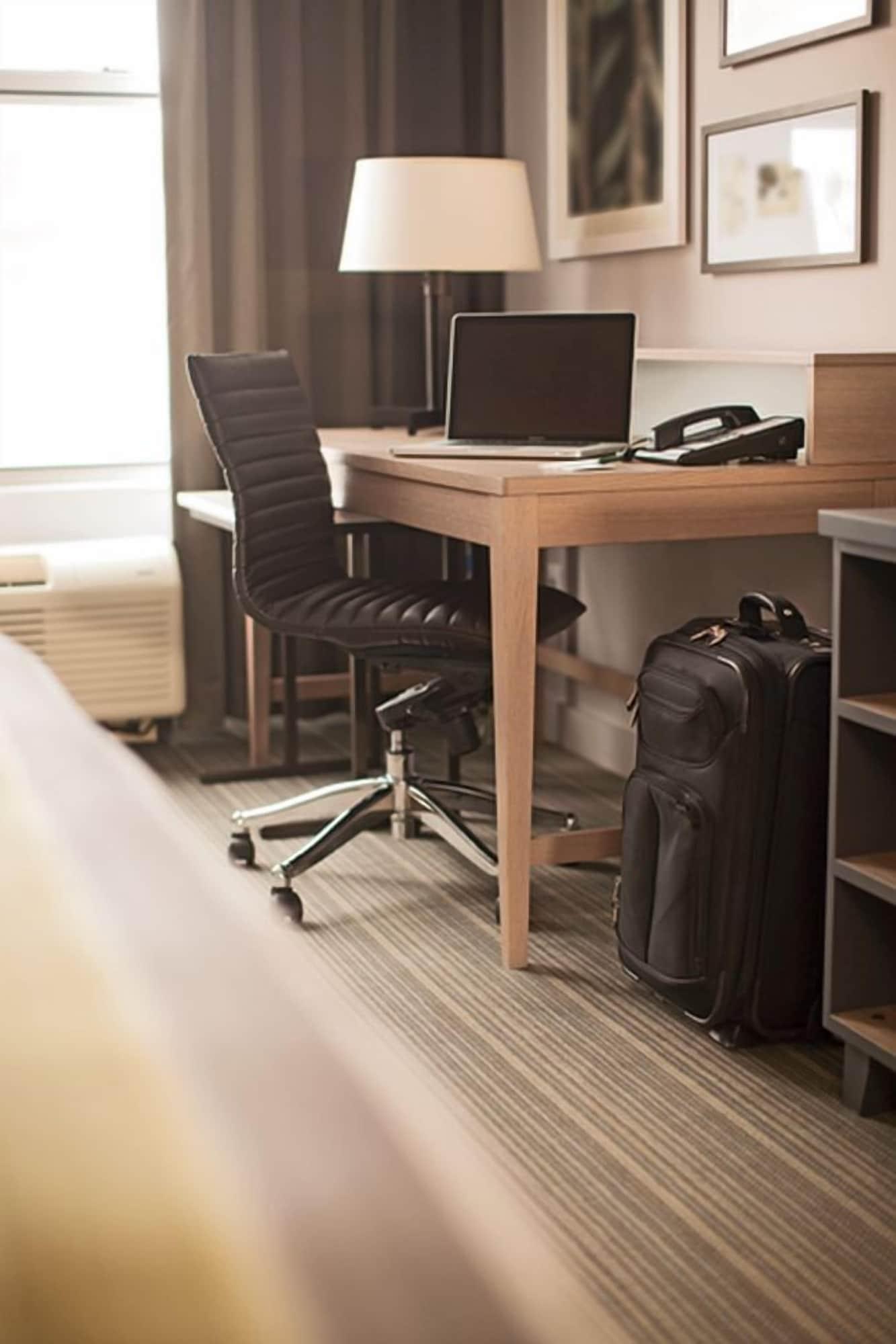 Country Inn & Suites By Radisson, Dfw Airport South, Tx Ървинг Екстериор снимка
