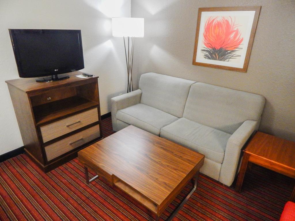 Country Inn & Suites By Radisson, Dfw Airport South, Tx Ървинг Екстериор снимка