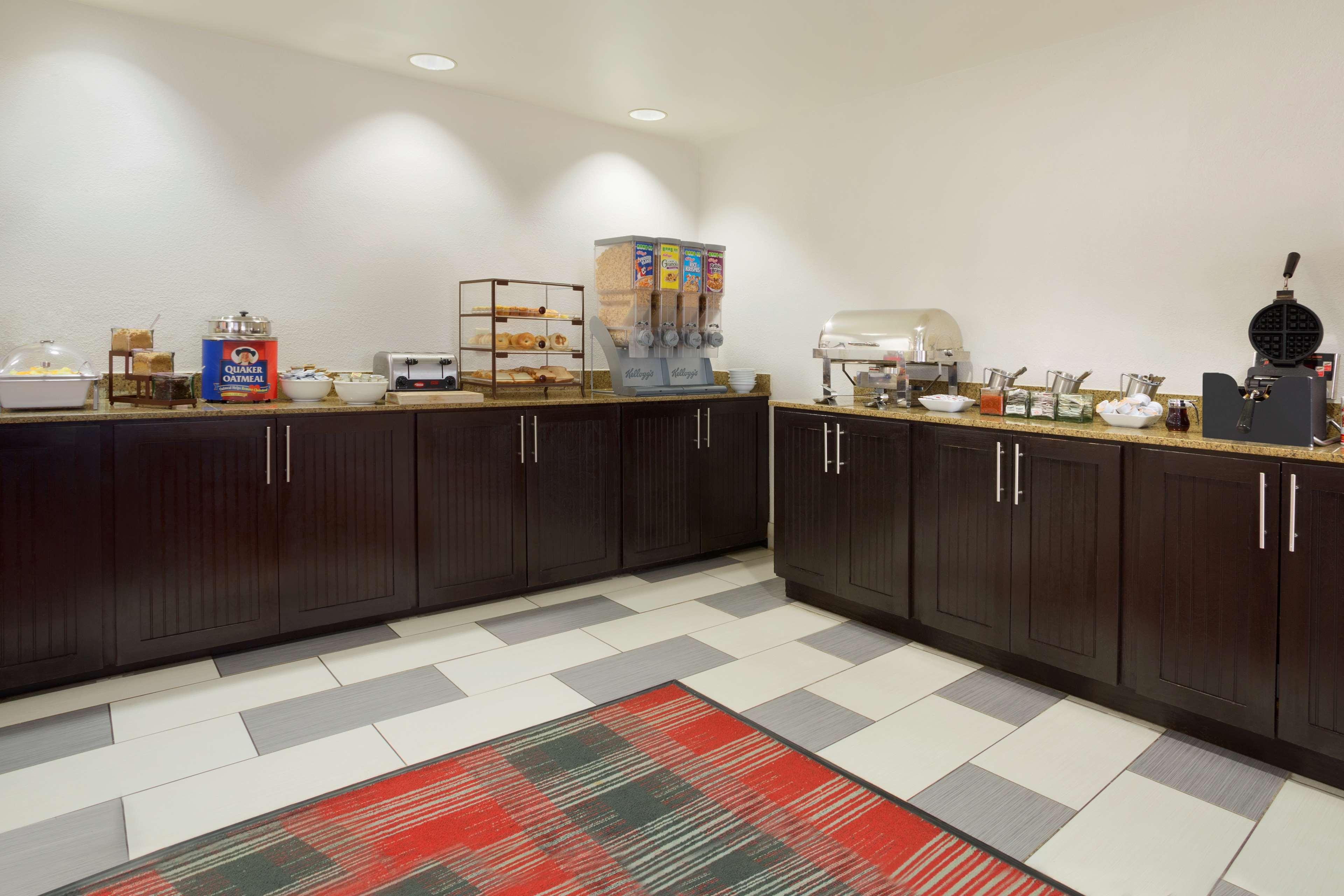 Country Inn & Suites By Radisson, Dfw Airport South, Tx Ървинг Екстериор снимка