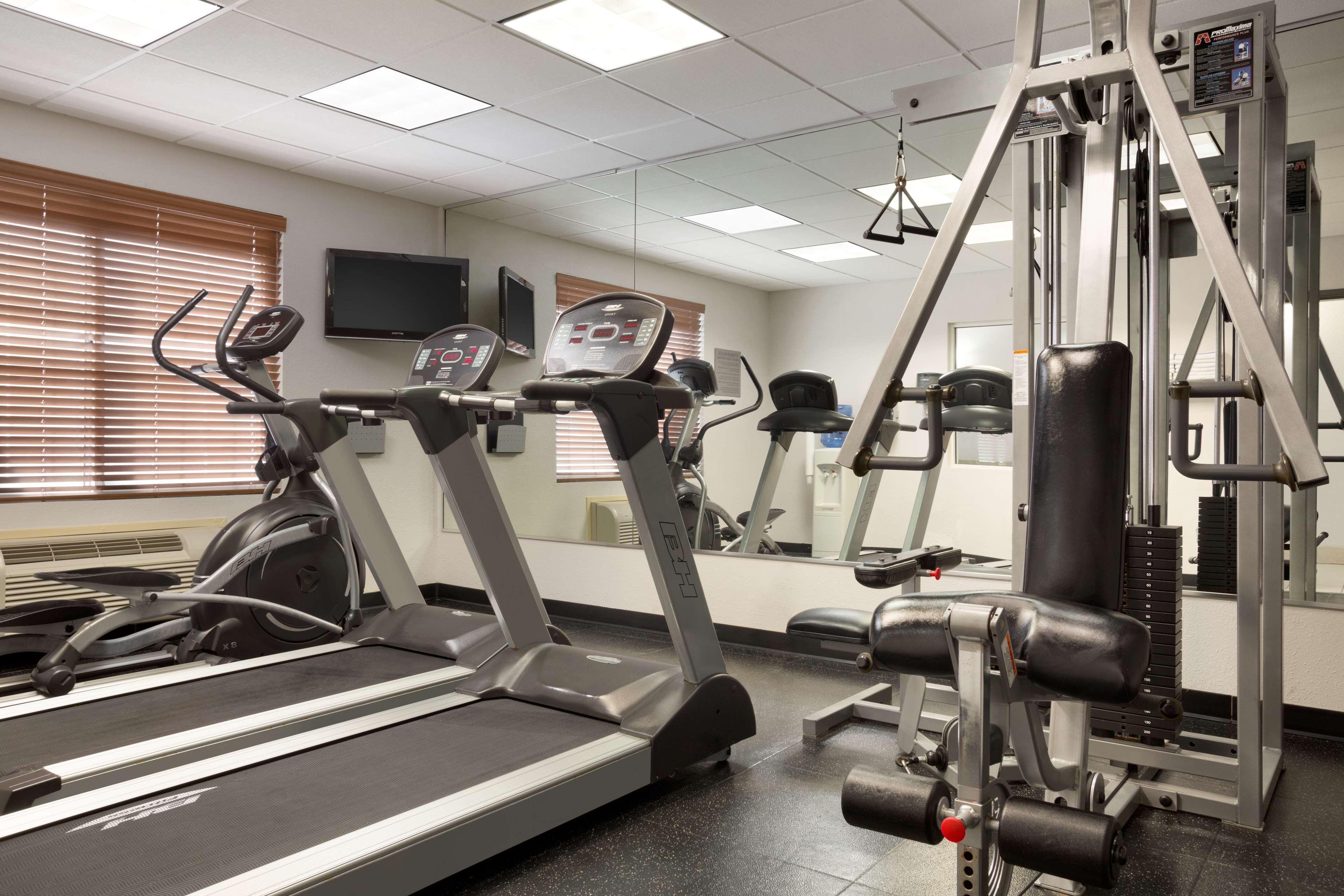 Country Inn & Suites By Radisson, Dfw Airport South, Tx Ървинг Екстериор снимка