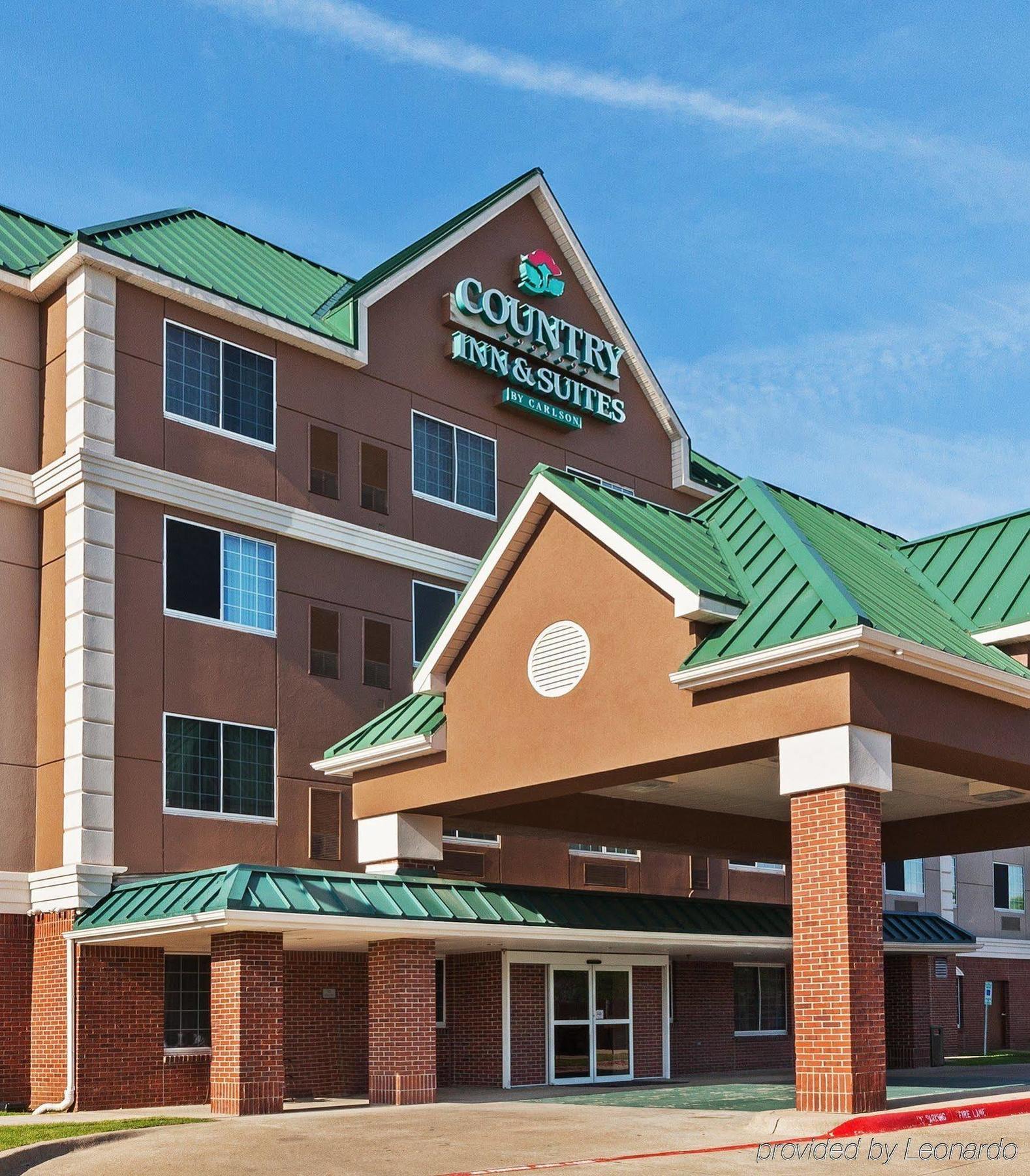 Country Inn & Suites By Radisson, Dfw Airport South, Tx Ървинг Екстериор снимка