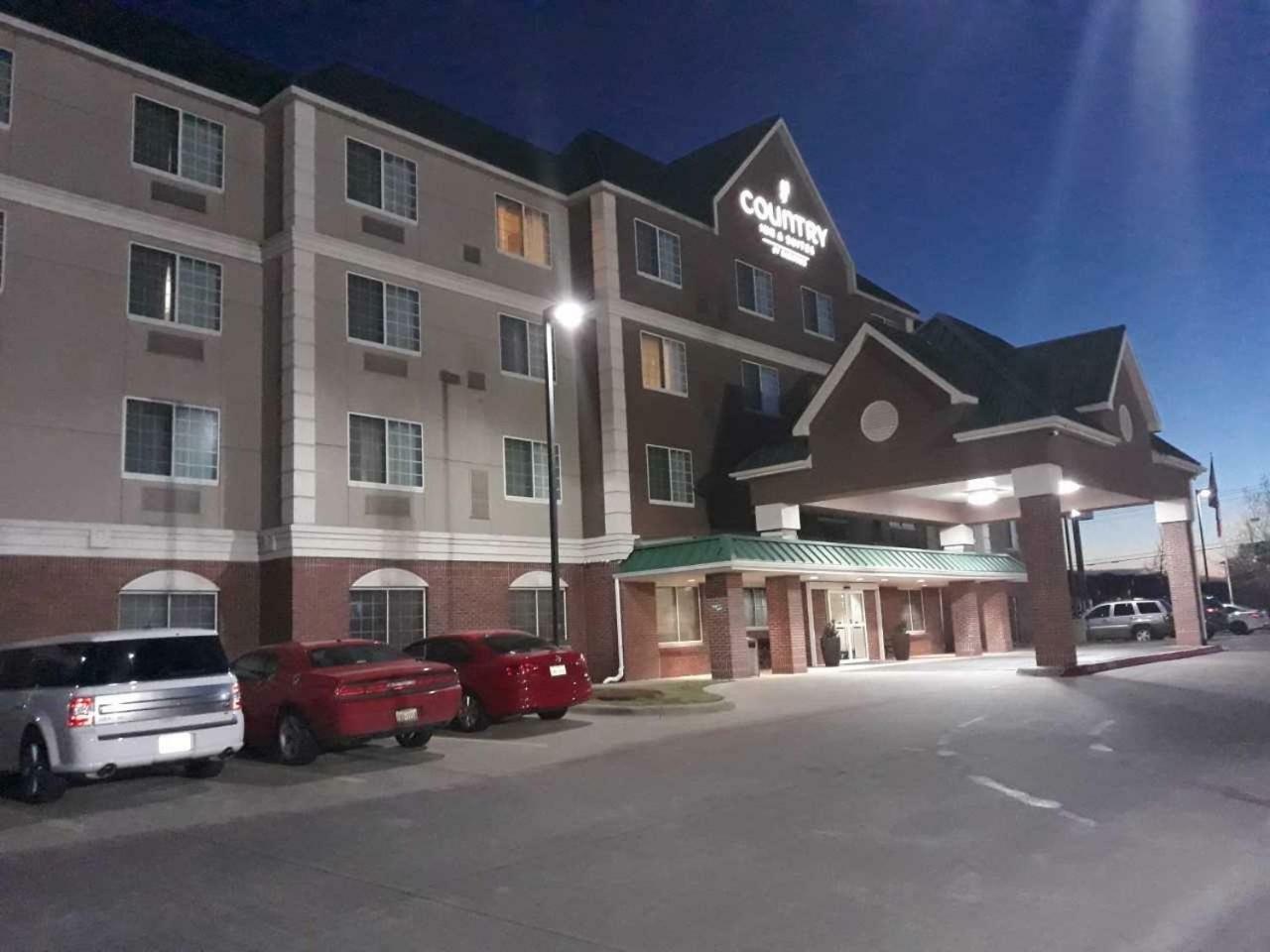 Country Inn & Suites By Radisson, Dfw Airport South, Tx Ървинг Екстериор снимка